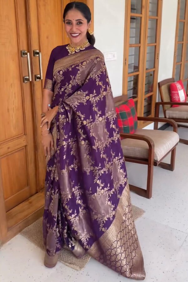 Girlish Purple Soft Silk Saree With Pleasurable Blouse Piece