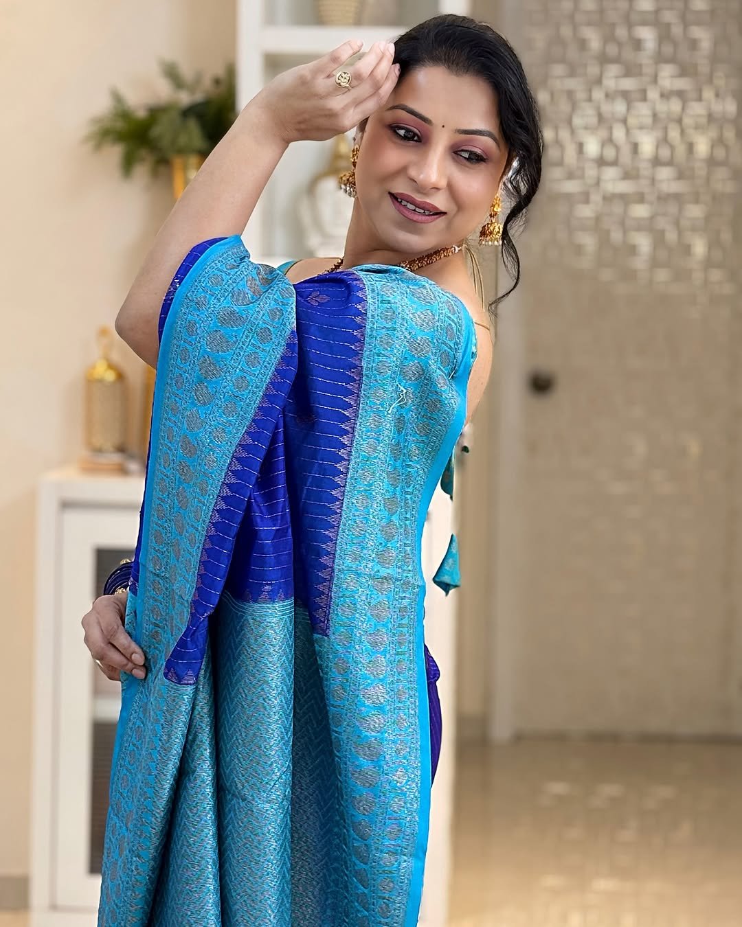 Aayna-50202-Blue_2