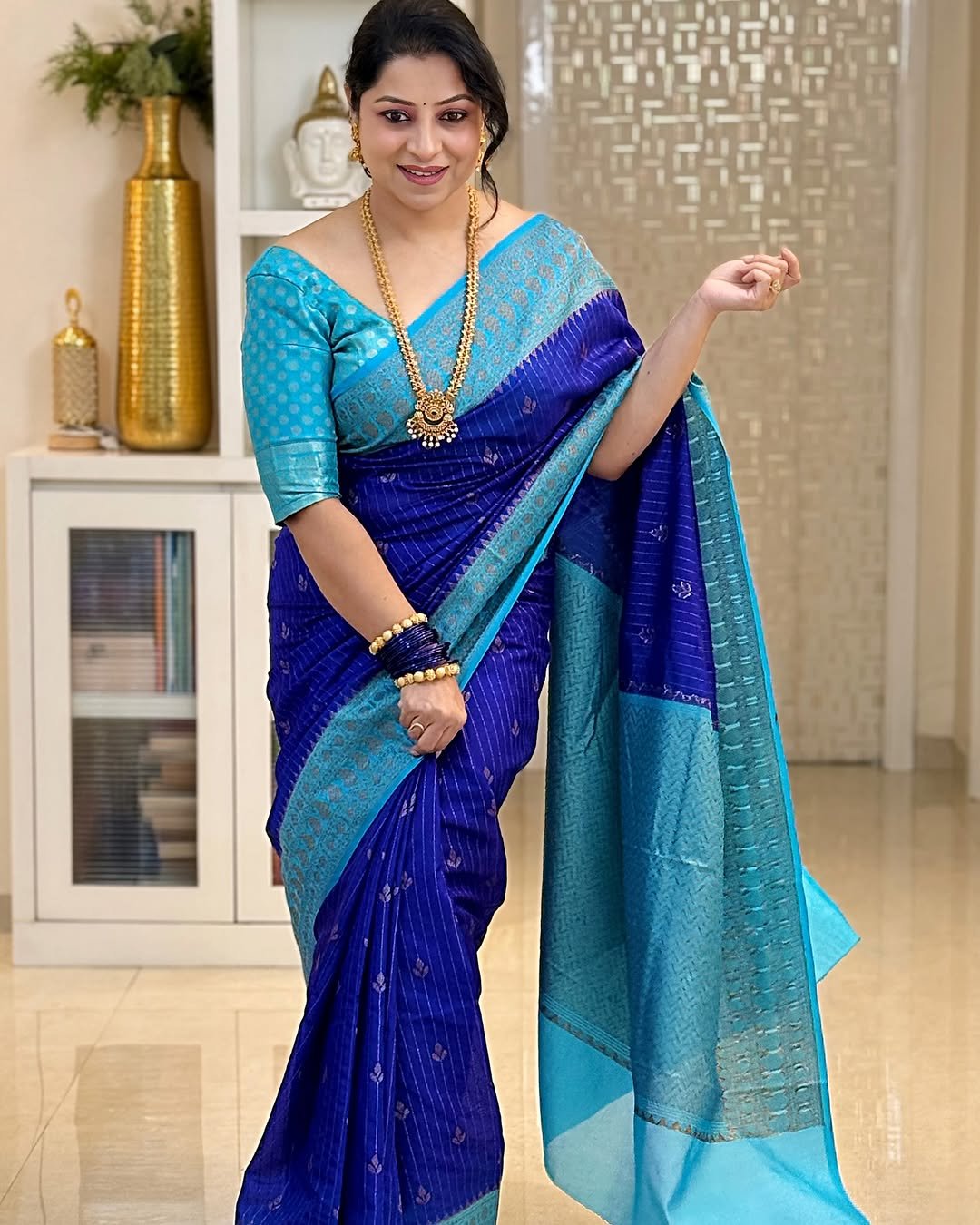 Aayna-50202-Blue_4
