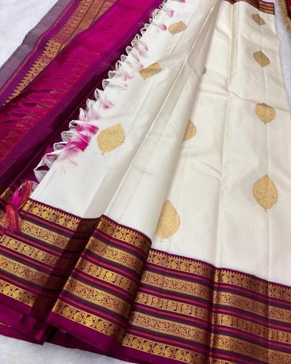 Embrocation Off White Soft Silk Saree With Phenomenal Blouse Piece