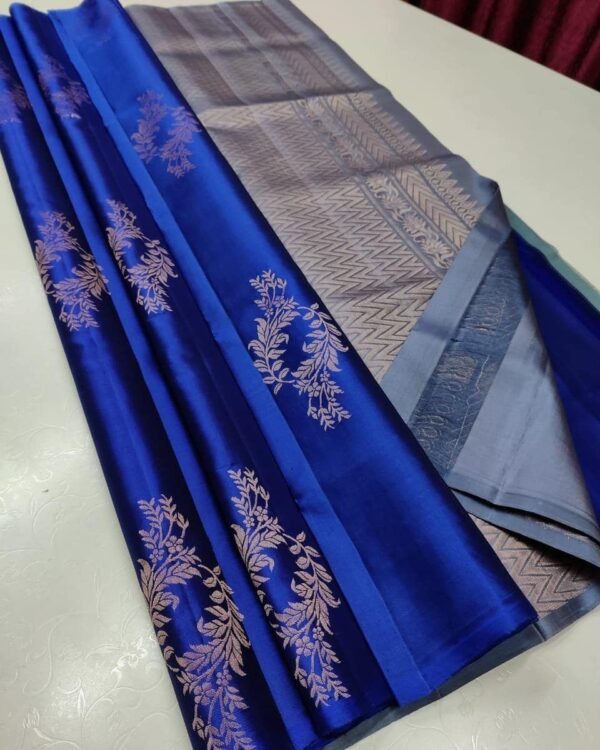 Zephyr Blue Soft Silk Saree With Engaging Blouse Piece