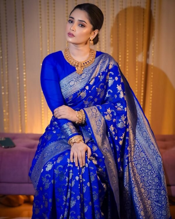 Confounding Royal Blue Soft Banarasi Silk Saree With Groovy Blouse Piece