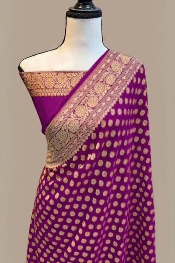 Quintessential Purple Soft Banarasi Silk Saree With Fancifull Blouse Piece
