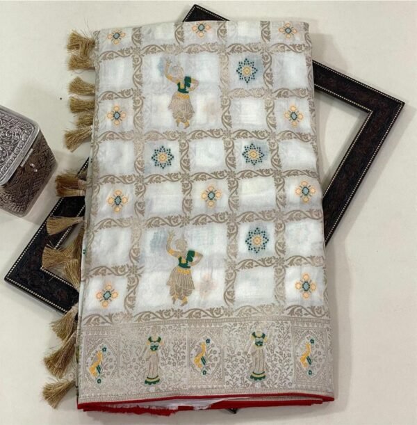 Scintilla White Dola Silk Saree With Murmurous Blouse Piece