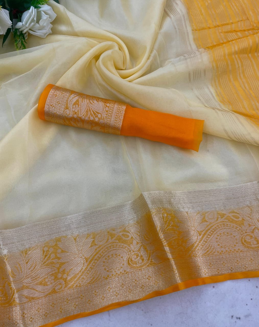 ShrijiAvadh-SC-249-White_Orange_2