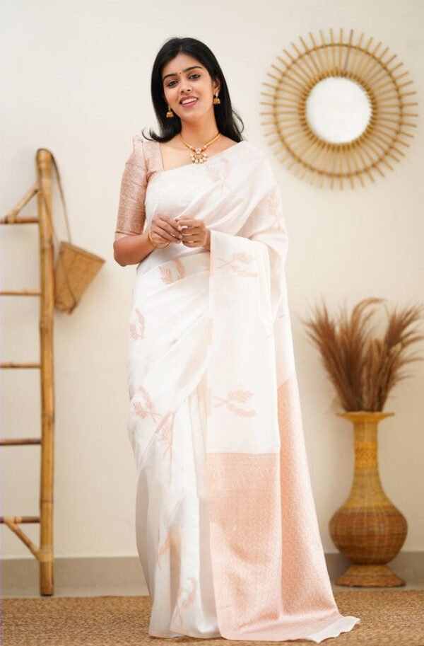 Diaphanous White Soft Silk Saree With Breathtaking Blouse Piece