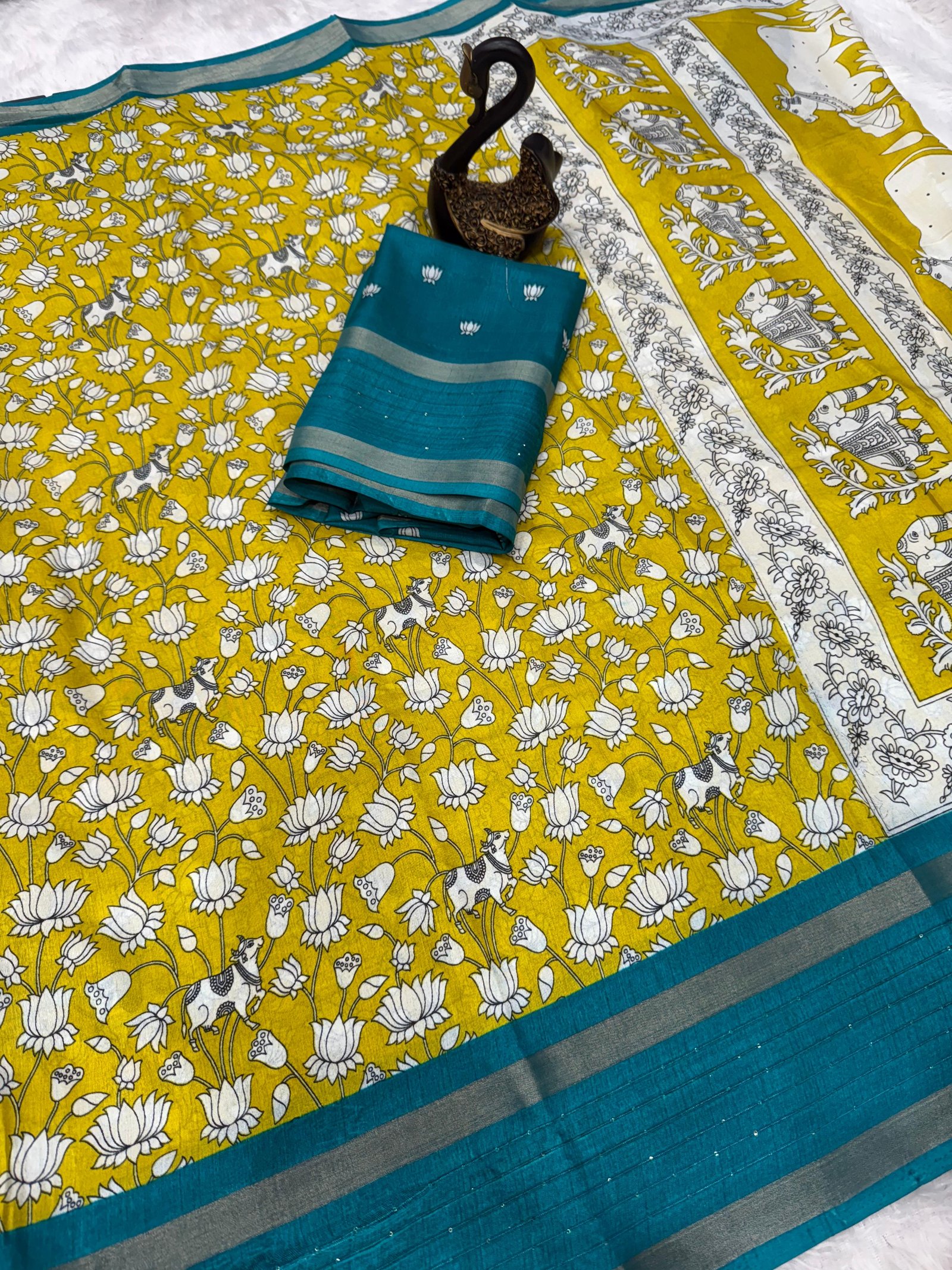 Shubh-SF-1019-F_3_98dbca1f-e732-4a1e-8bfd-54744c821cdb